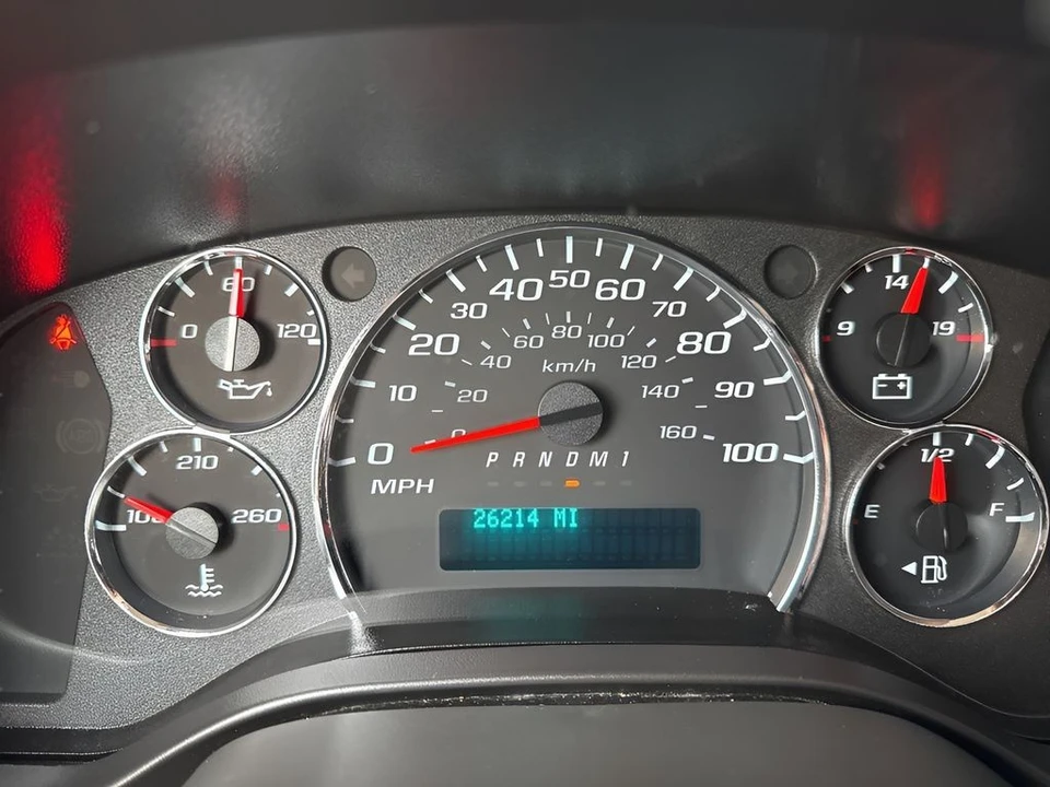 2024 Chevrolet Express - Image 17 of 21