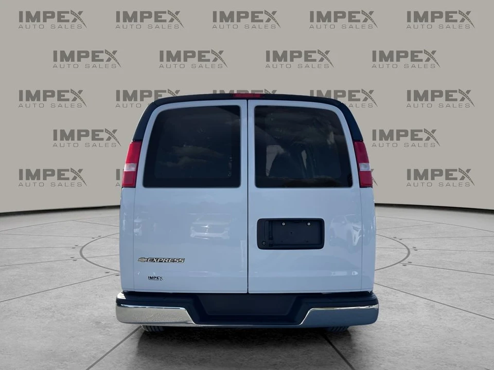 2024 Chevrolet Express - Image 4 of 21