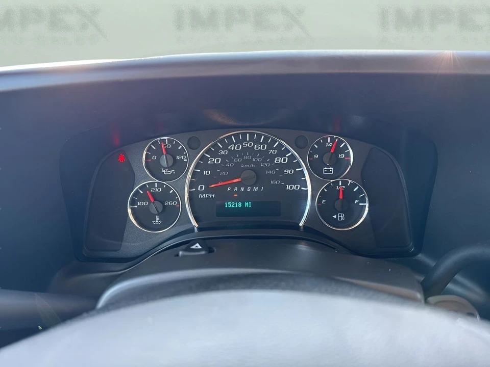2024 Chevrolet Express - Image 16 of 21
