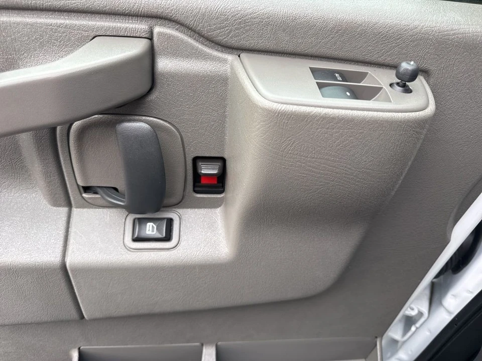2024 Chevrolet Express - Image 21 of 21