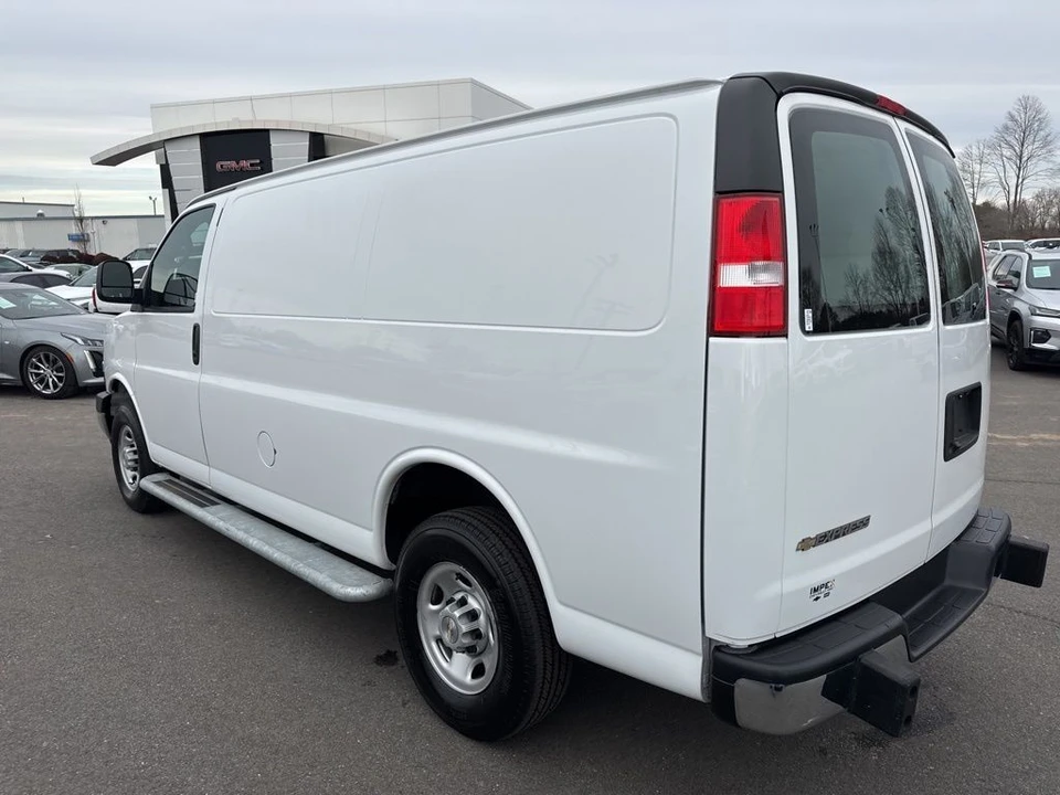 2024 Chevrolet Express - Image 3 of 21