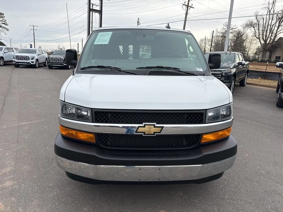 2024 Chevrolet Express - Image 8 of 12