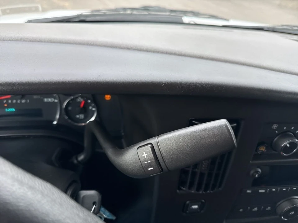 2024 Chevrolet Express - Image 13 of 21