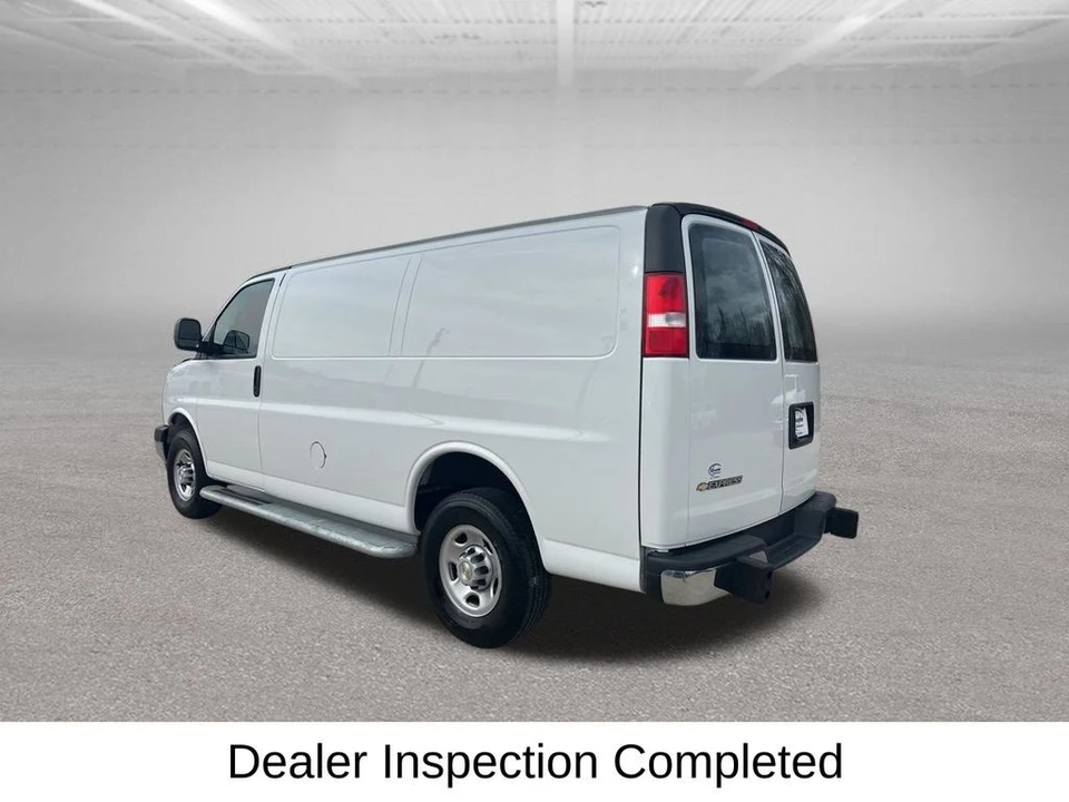2024 Chevrolet Express - Image 9 of 21