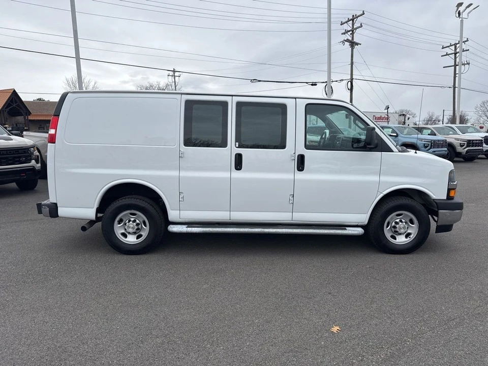 2024 Chevrolet Express - Image 6 of 21