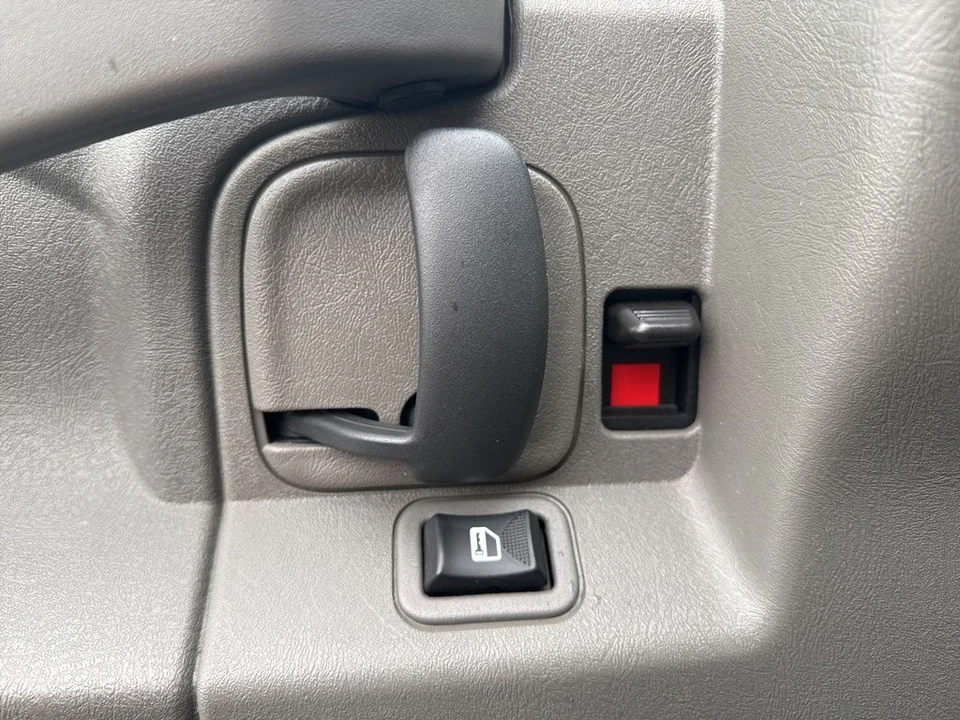 2024 Chevrolet Express - Image 10 of 12
