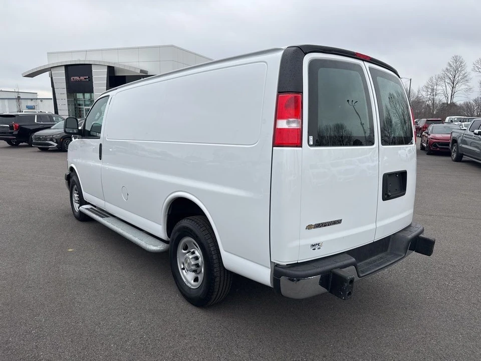 2024 Chevrolet Express - Image 3 of 21