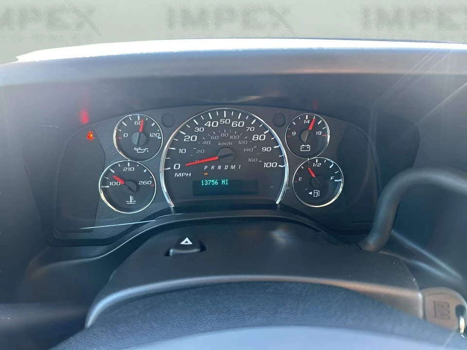 2024 Chevrolet Express - Image 18 of 21