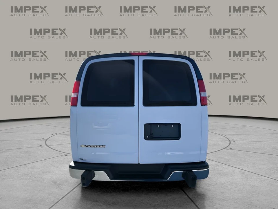 2024 Chevrolet Express - Image 4 of 21