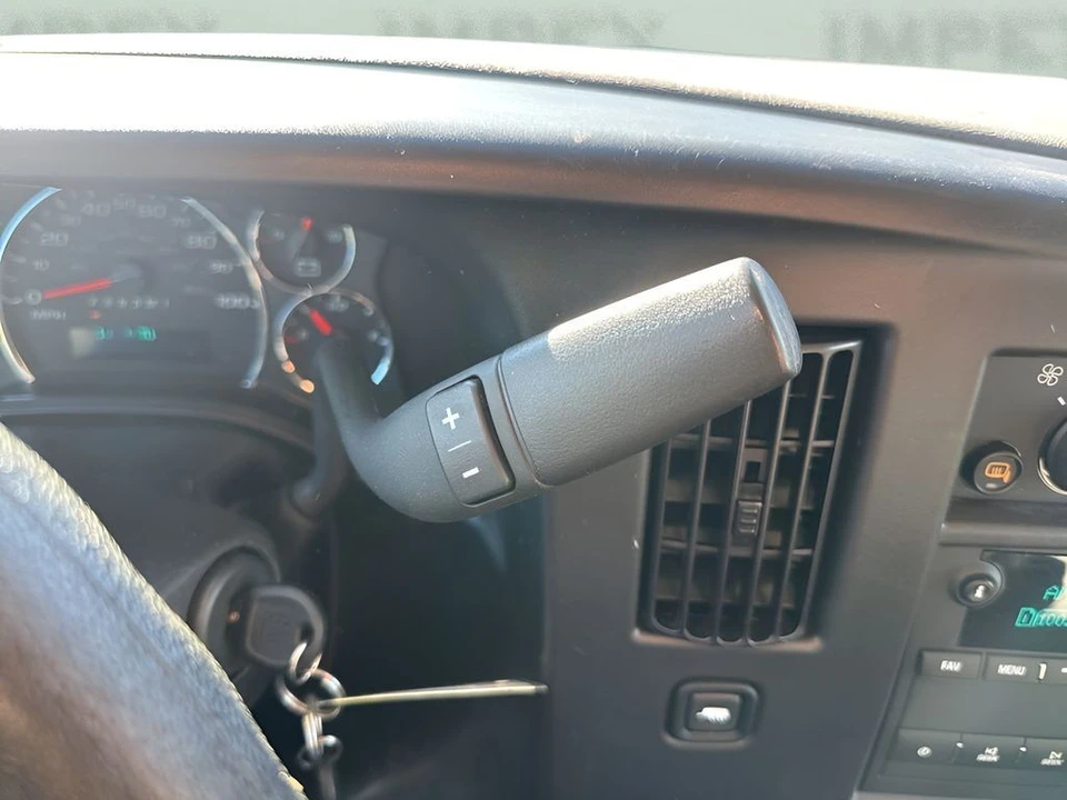 2024 Chevrolet Express - Image 14 of 21