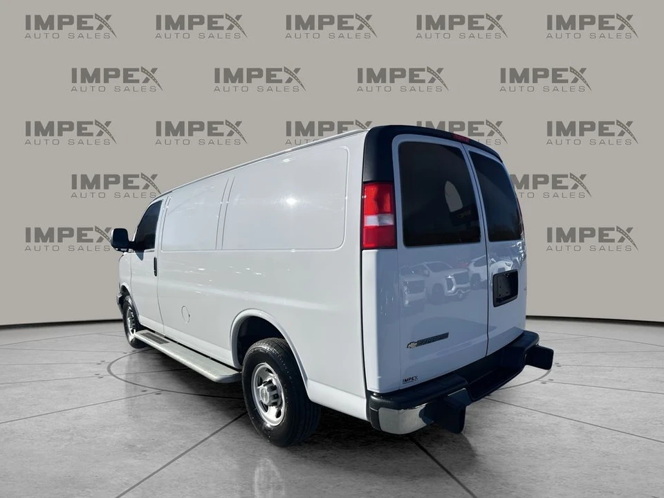 2024 Chevrolet Express - Image 3 of 21