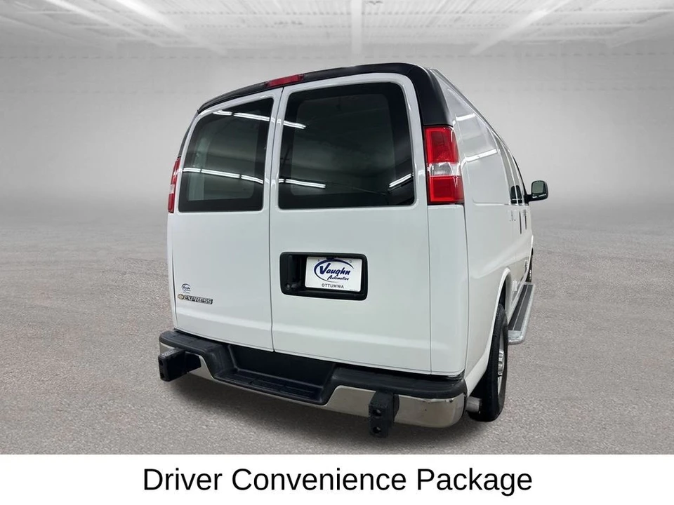 2024 Chevrolet Express - Image 12 of 21
