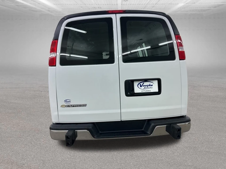 2024 Chevrolet Express - Image 11 of 12