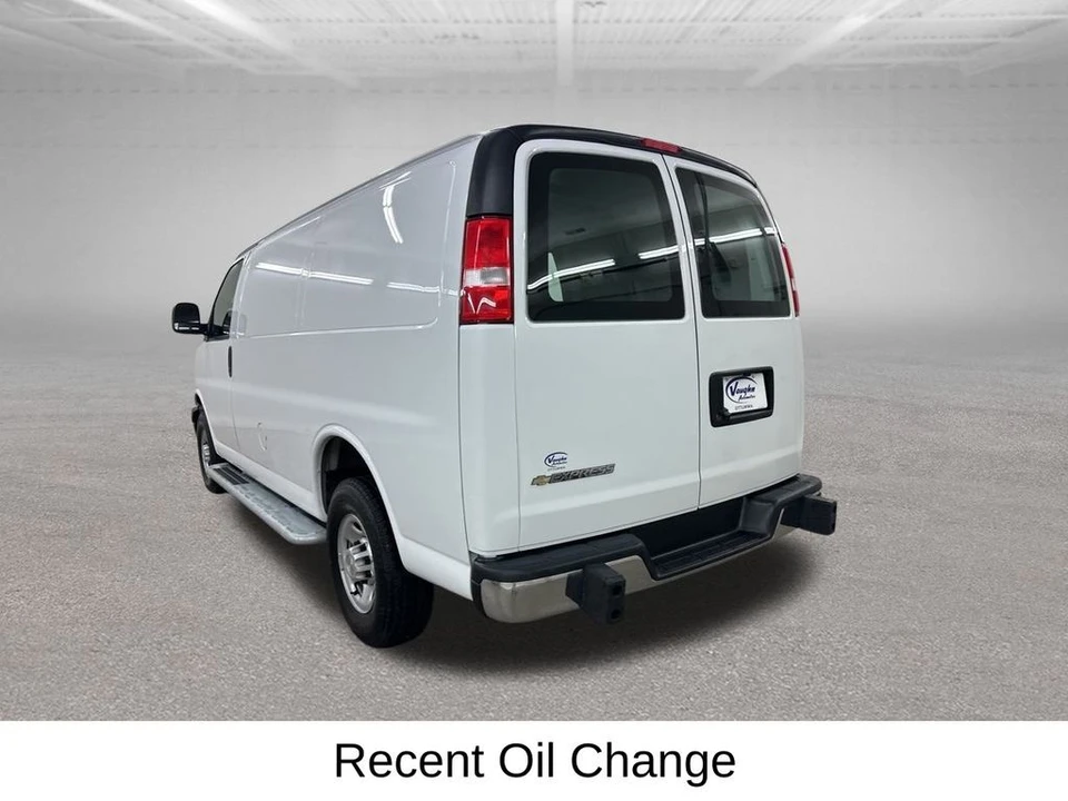 2024 Chevrolet Express - Image 9 of 21