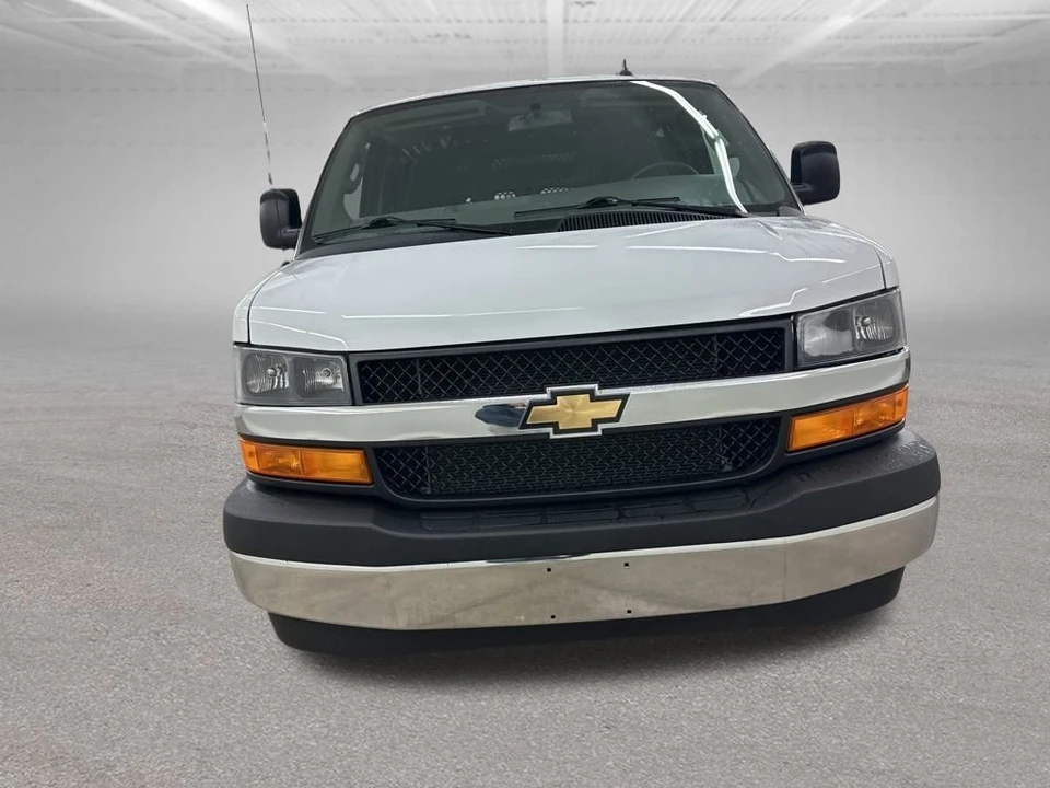 2024 Chevrolet Express - Image 5 of 12