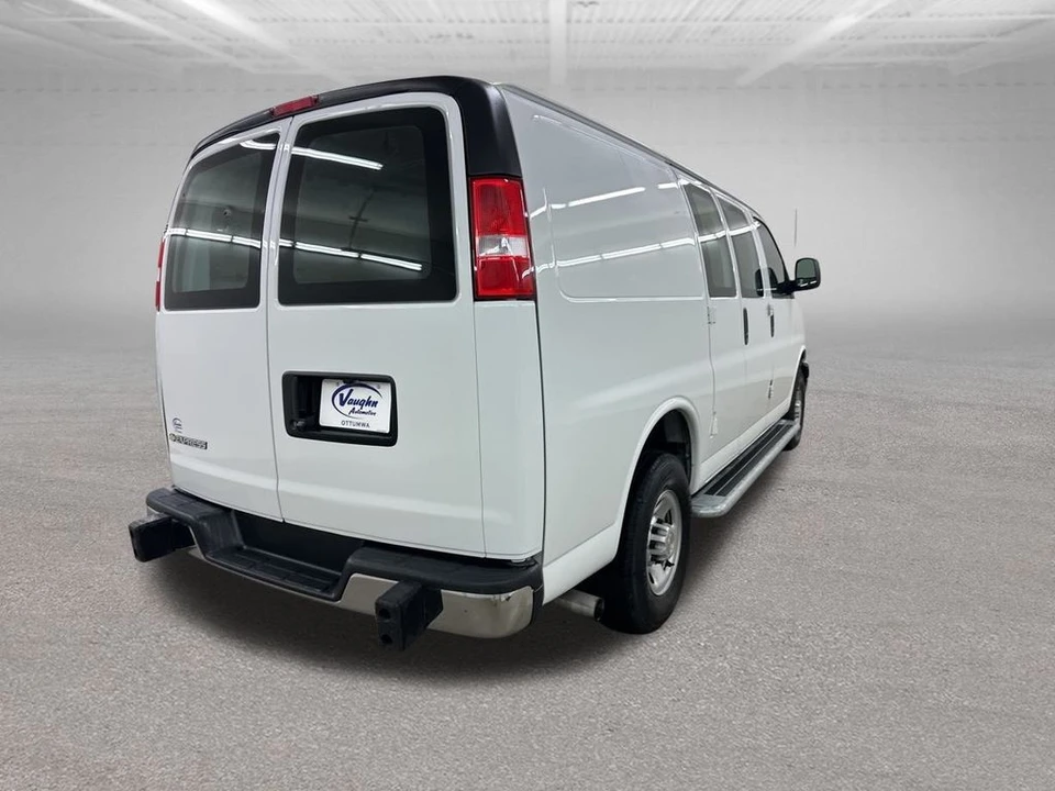 2024 Chevrolet Express - Image 13 of 21