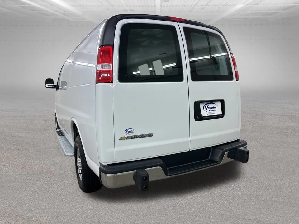 2024 Chevrolet Express - Image 10 of 12