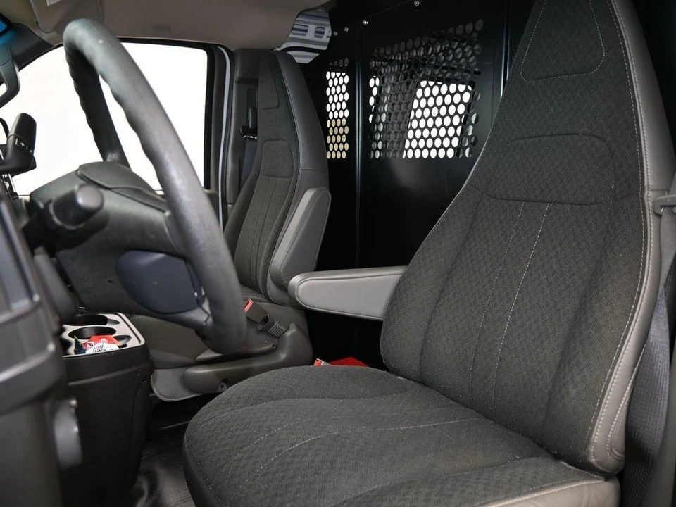 2024 Chevrolet Express - Image 10 of 12