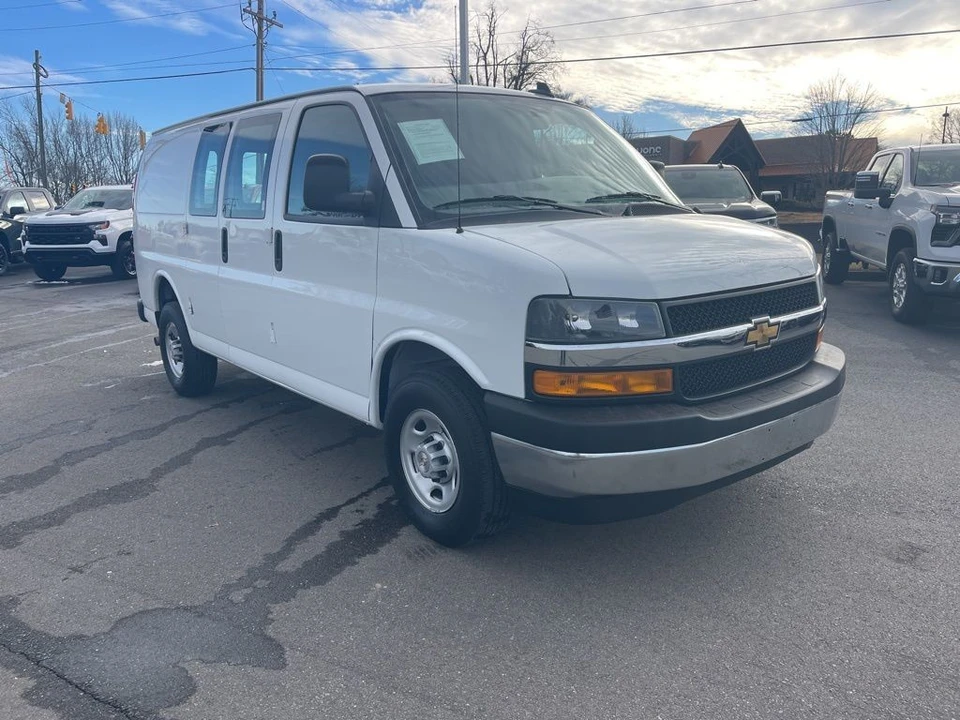 2024 Chevrolet Express - Image 7 of 21