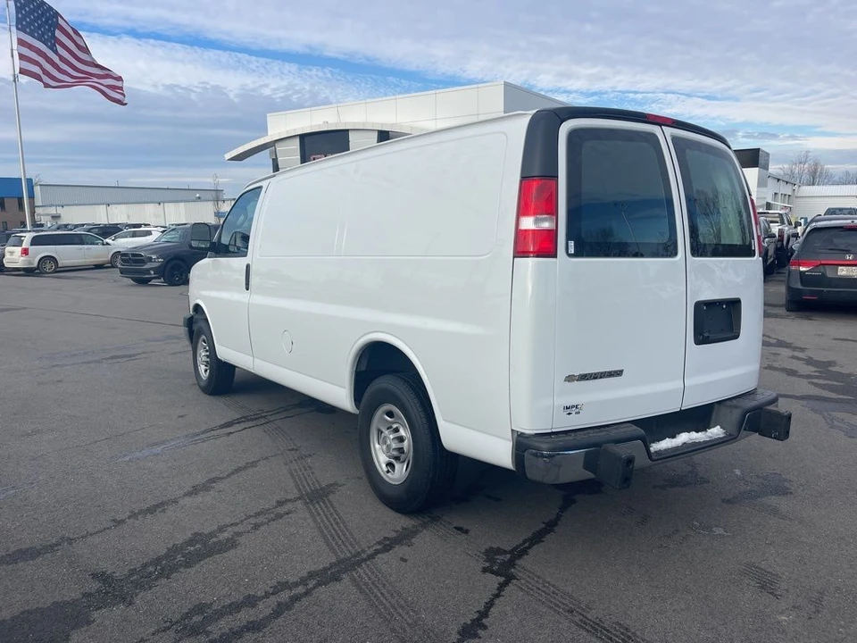 2024 Chevrolet Express - Image 3 of 21