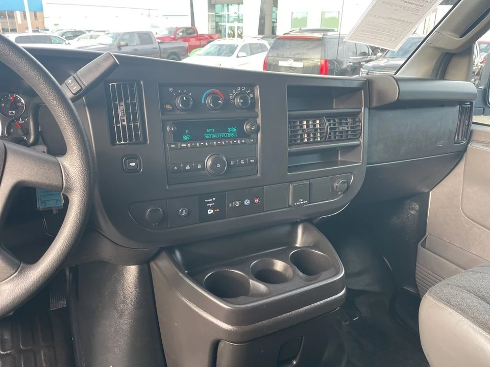 2024 Chevrolet Express - Image 13 of 21