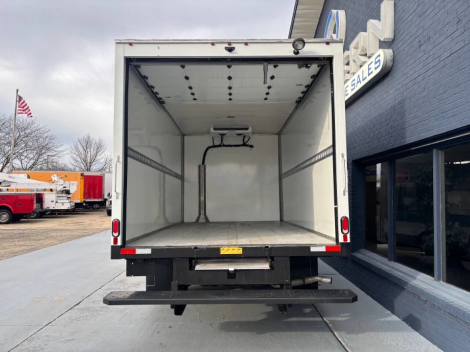 2024 Chevrolet Express - Image 10 of 12