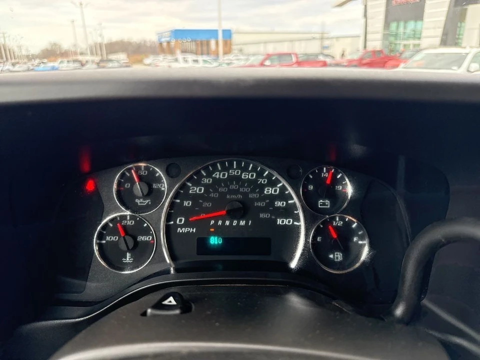 2024 Chevrolet Express - Image 17 of 21