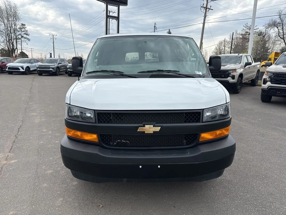 2024 Chevrolet Express - Image 8 of 21