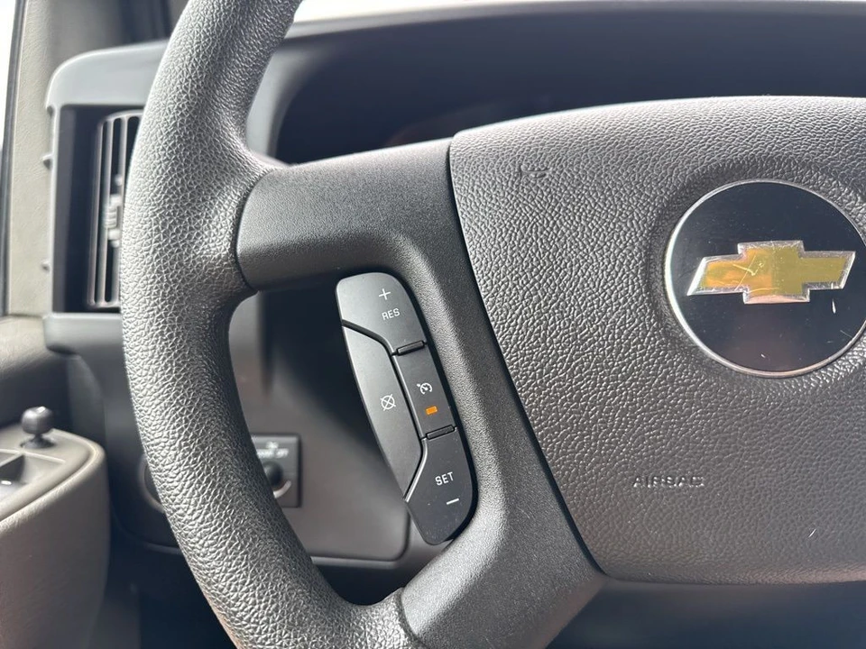 2024 Chevrolet Express - Image 13 of 21