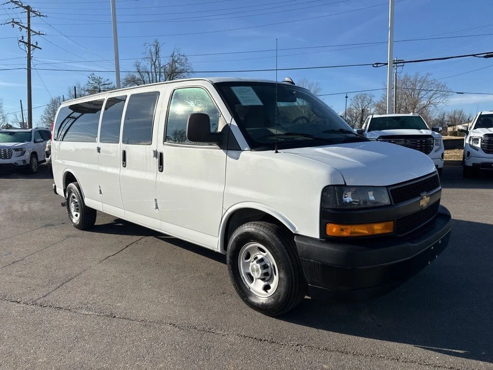 2024 Chevrolet Express - Image 6 of 21