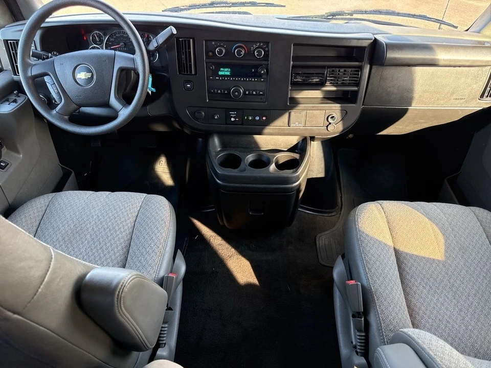 2024 Chevrolet Express - Image 11 of 21