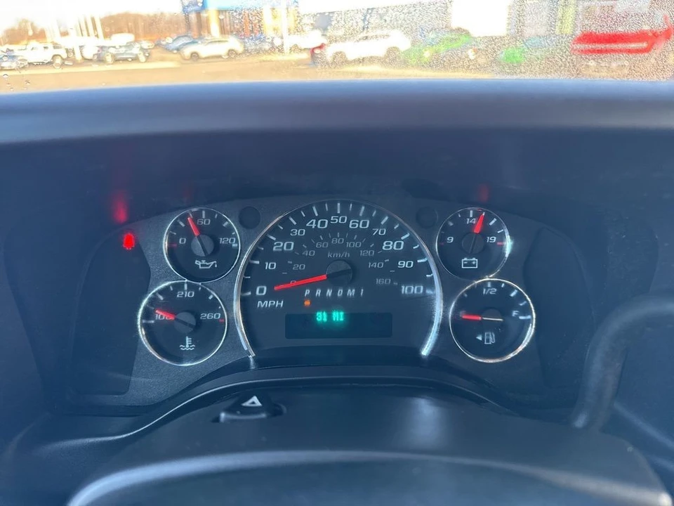 2024 Chevrolet Express - Image 20 of 21