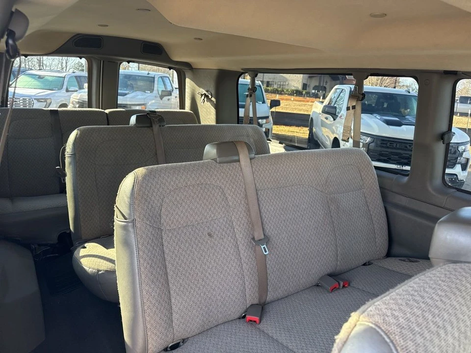 2024 Chevrolet Express - Image 10 of 21