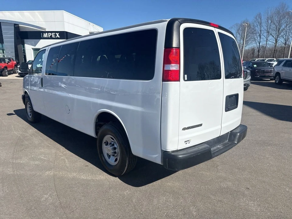 2024 Chevrolet Express - Image 3 of 12