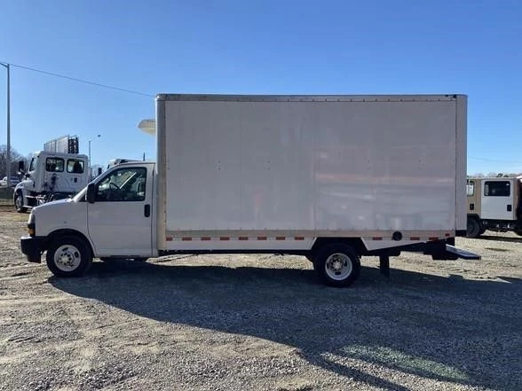 2024 Chevrolet Express - Image 8 of 12