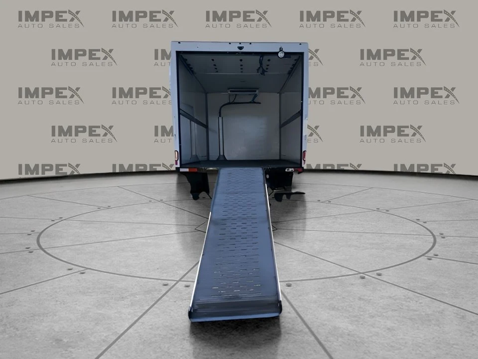 2024 Chevrolet Express - Image 20 of 21