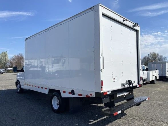 2024 Chevrolet Express - Image 6 of 21