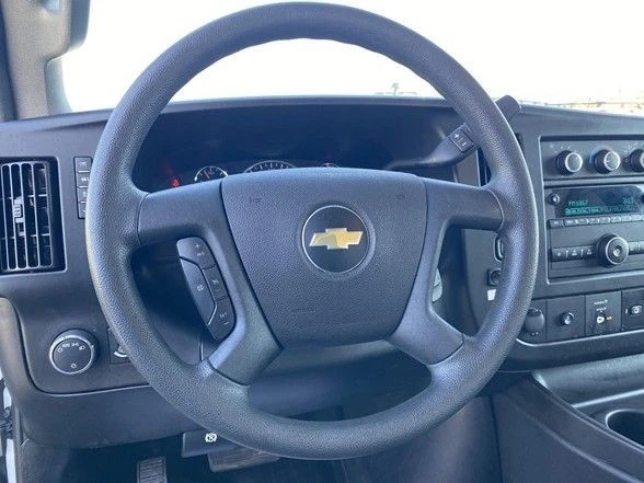2024 Chevrolet Express - Image 14 of 31