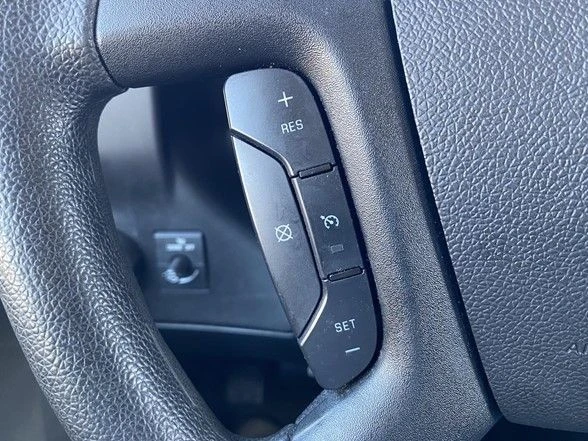 2024 Chevrolet Express - Image 18 of 31