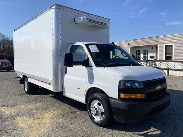 2024 Chevrolet Express - Image 2 of 21