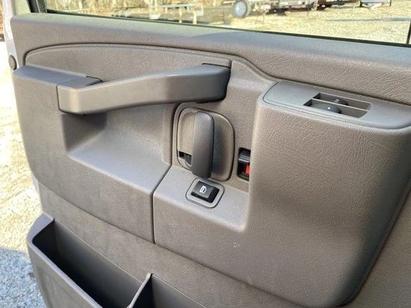2024 Chevrolet Express - Image 10 of 12