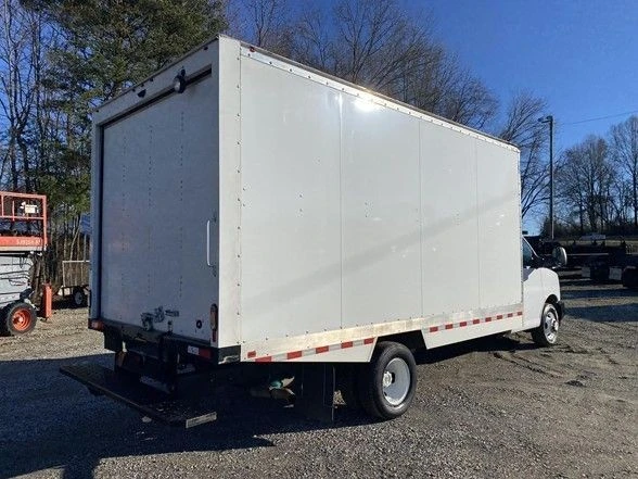 2024 Chevrolet Express - Image 3 of 21