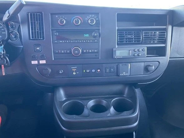 2024 Chevrolet Express - Image 15 of 21