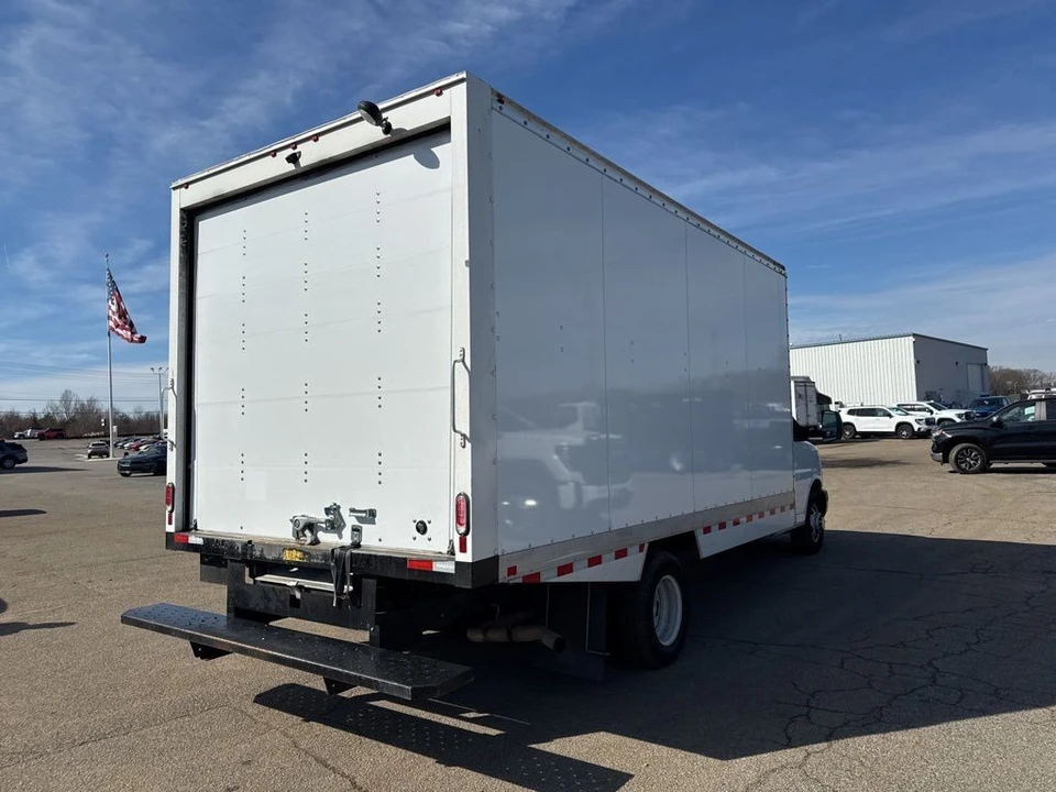 2024 Chevrolet Express - Image 3 of 7