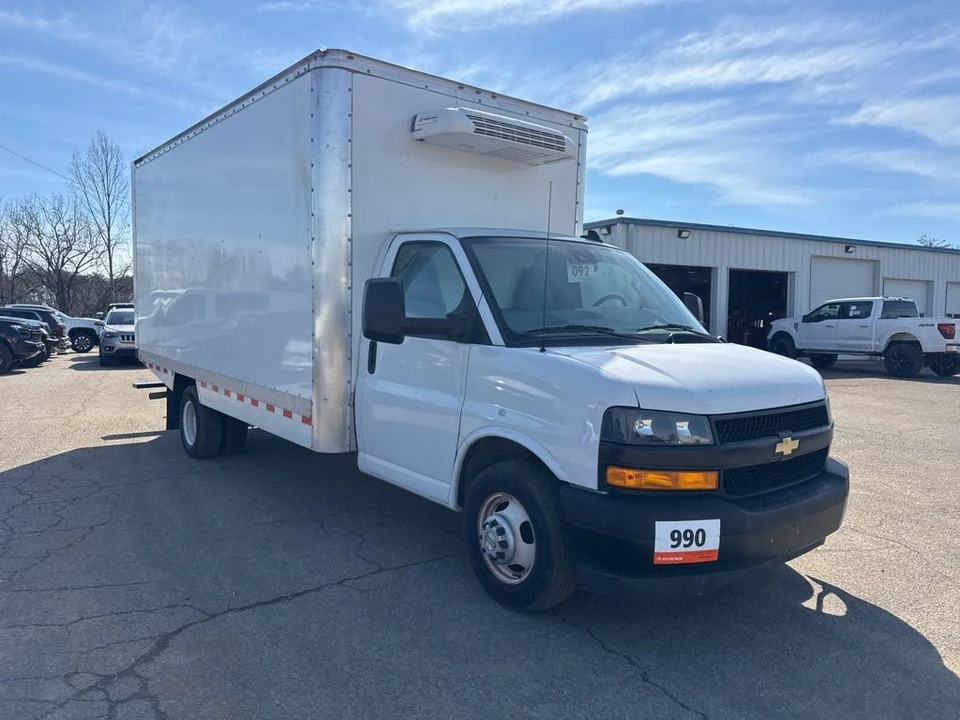 2024 Chevrolet Express - Image 4 of 7