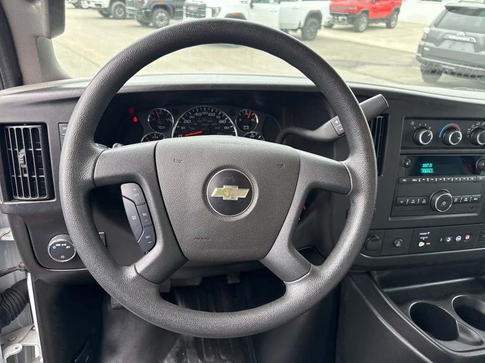 2024 Chevrolet Express - Image 11 of 21