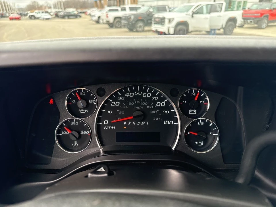 2024 Chevrolet Express - Image 17 of 21