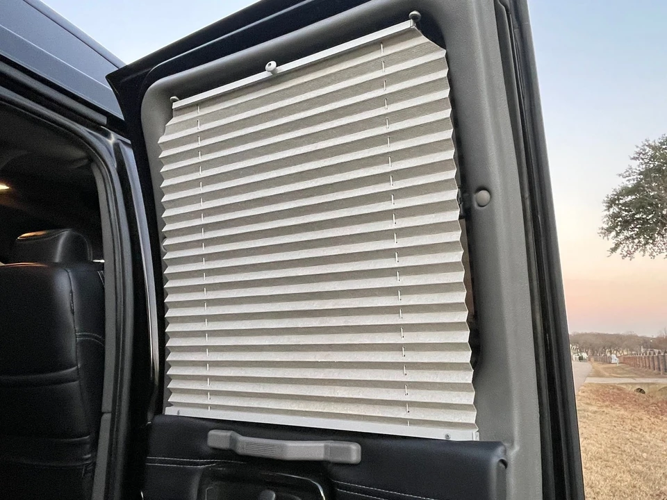 2024 Chevrolet Express - Image 13 of 21