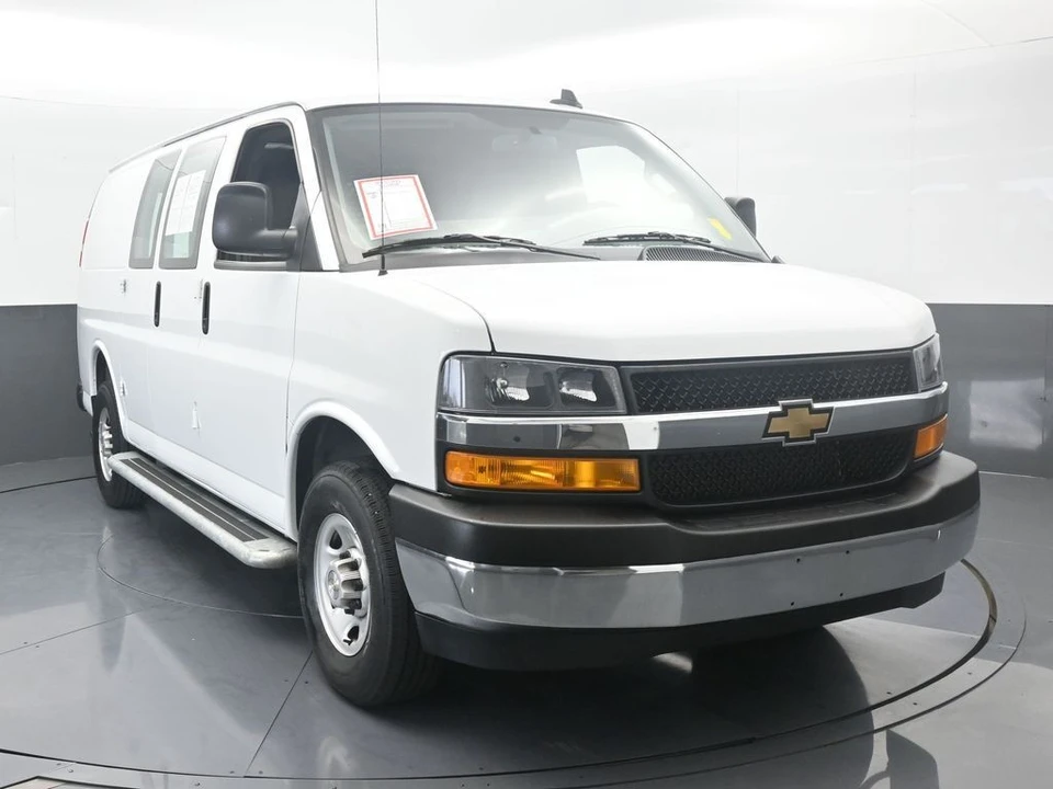 2024 Chevrolet Express - Image 9 of 12