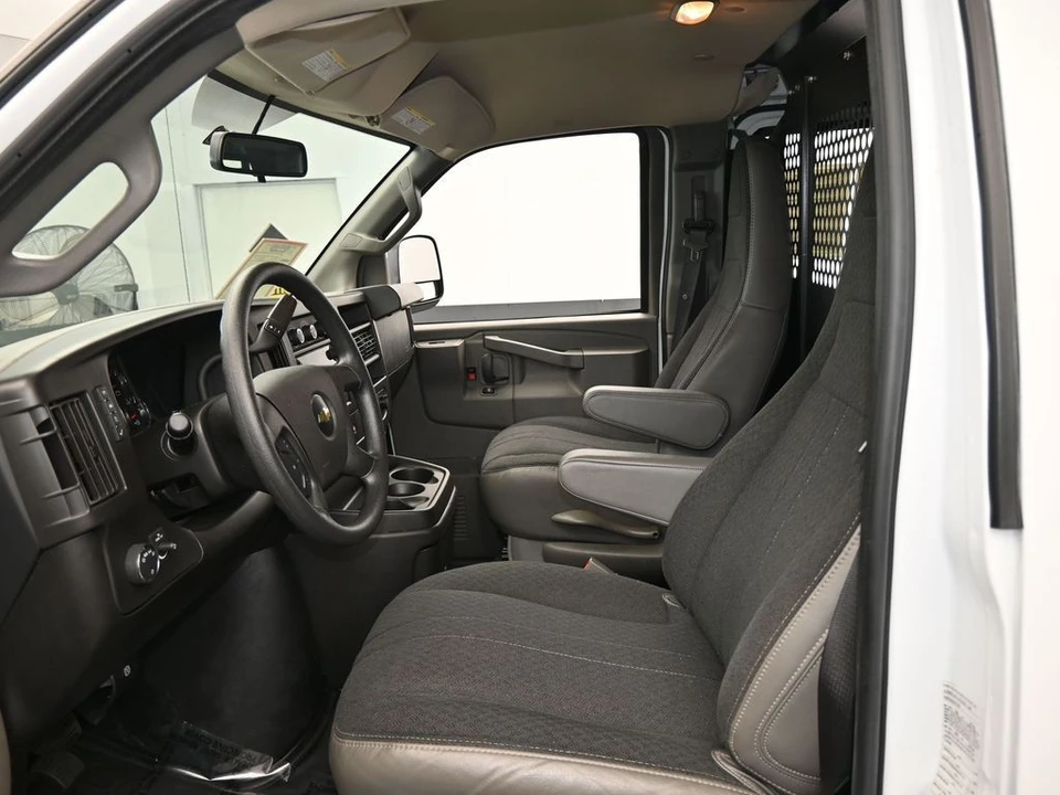 2024 Chevrolet Express - Image 11 of 12